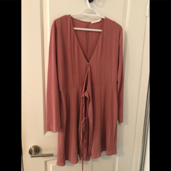 Lush dusty mauve / blush wrap dress - Picture 1 of 3